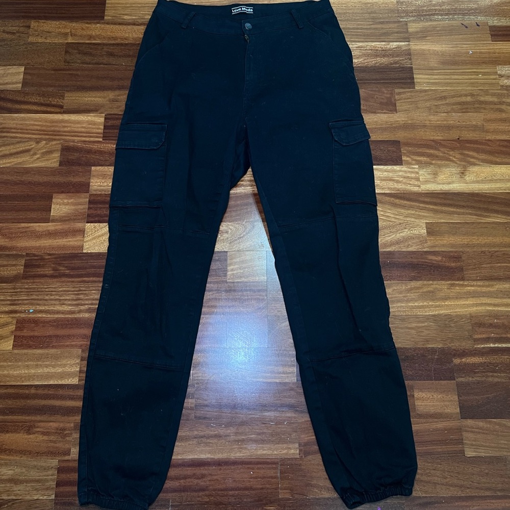 Black Jogger Cargo Pants